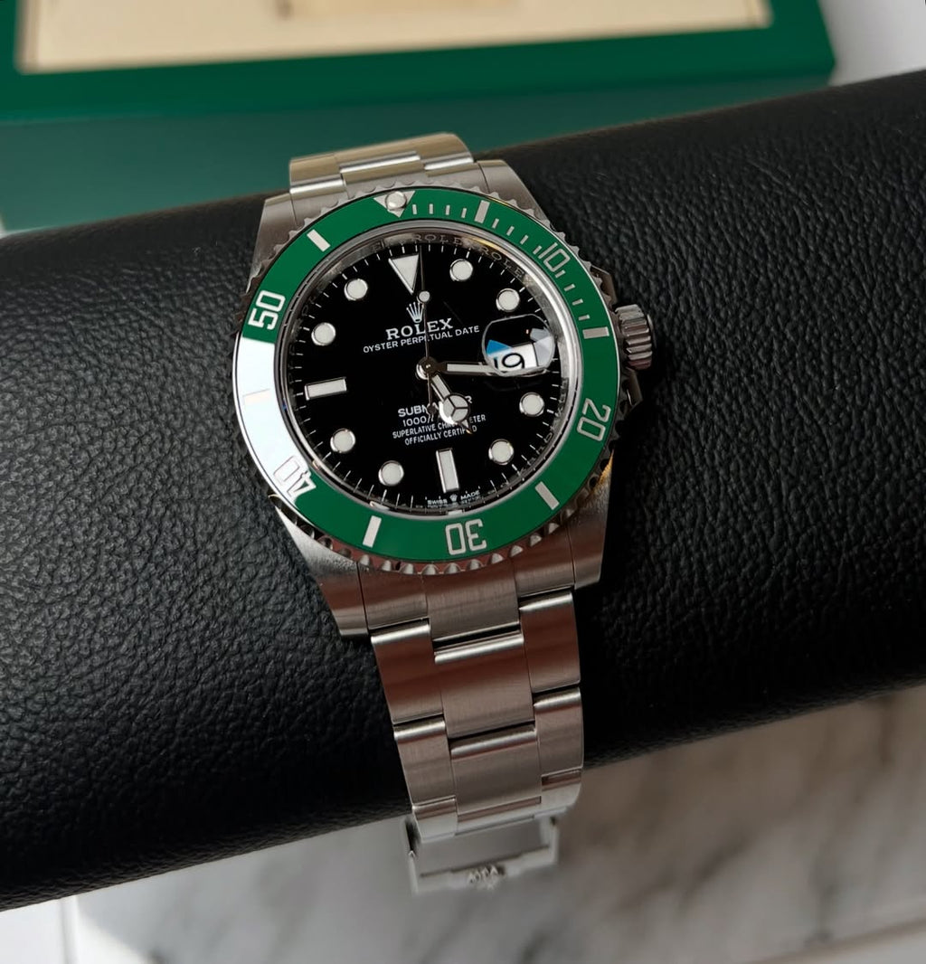 Submariner Starbucks