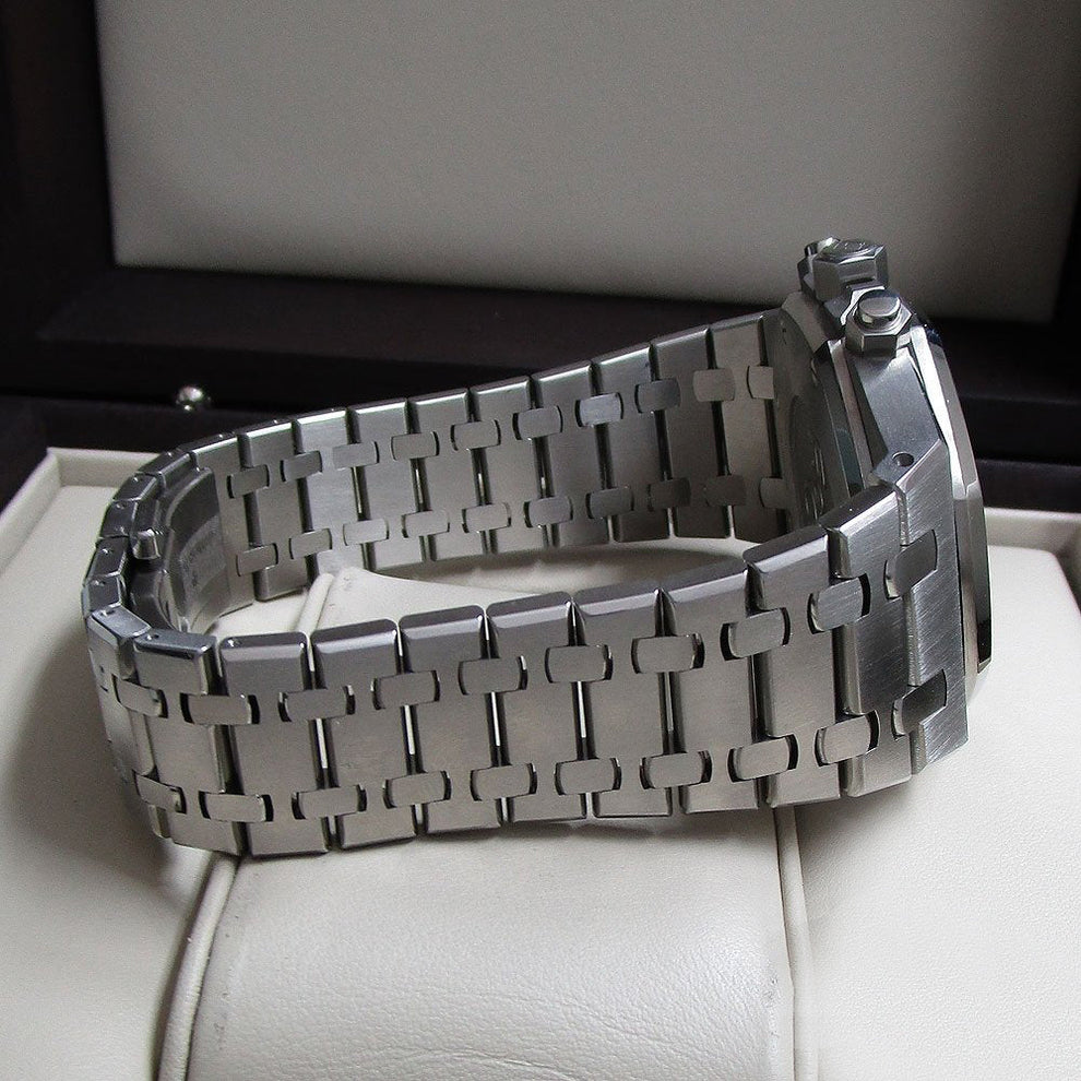 Audemars Piguet Royal Oak Chronograph -  Blue Dial