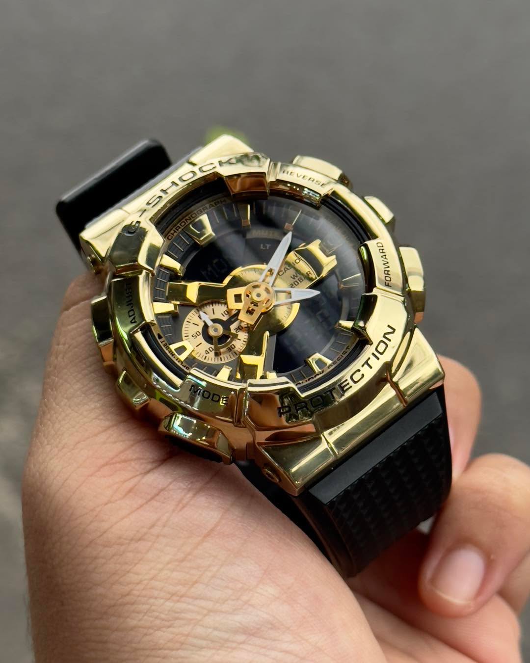 G-SHOCK BOLD