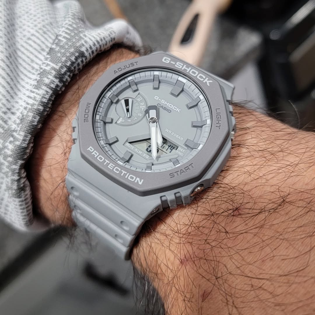 G-SHOCK GREY
