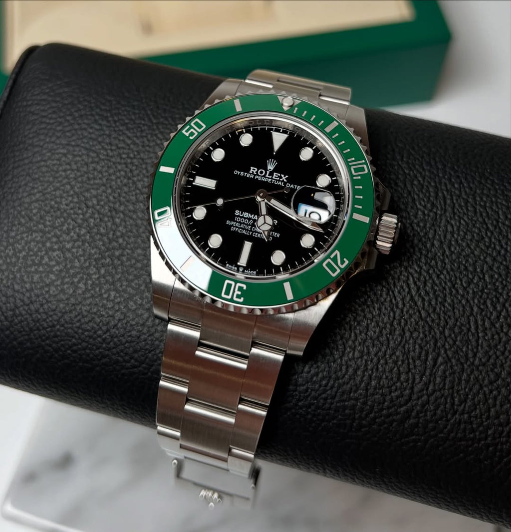 Submariner Starbucks