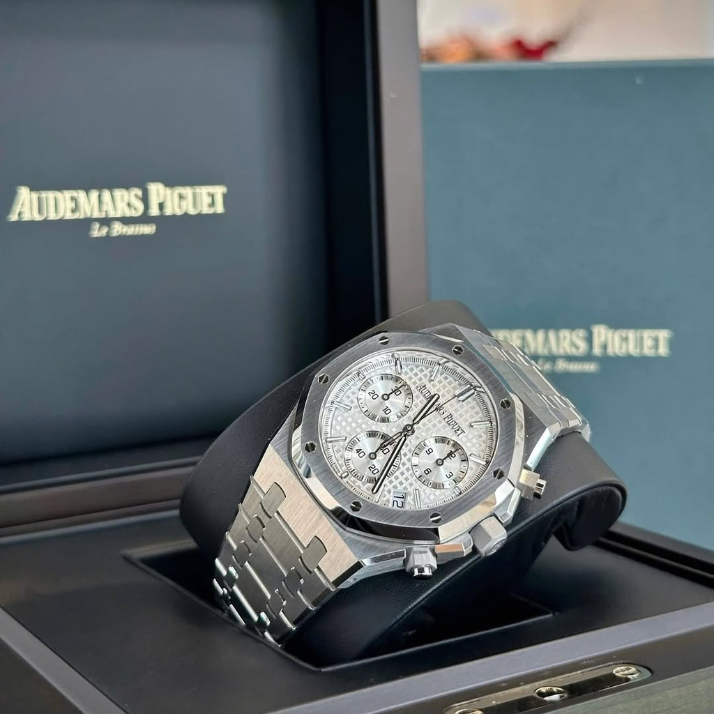 Audemars Piguet Royal Oak Chronograph -  White Dial