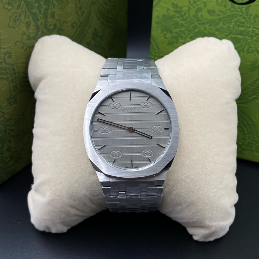 GUCCI 25H WATCH