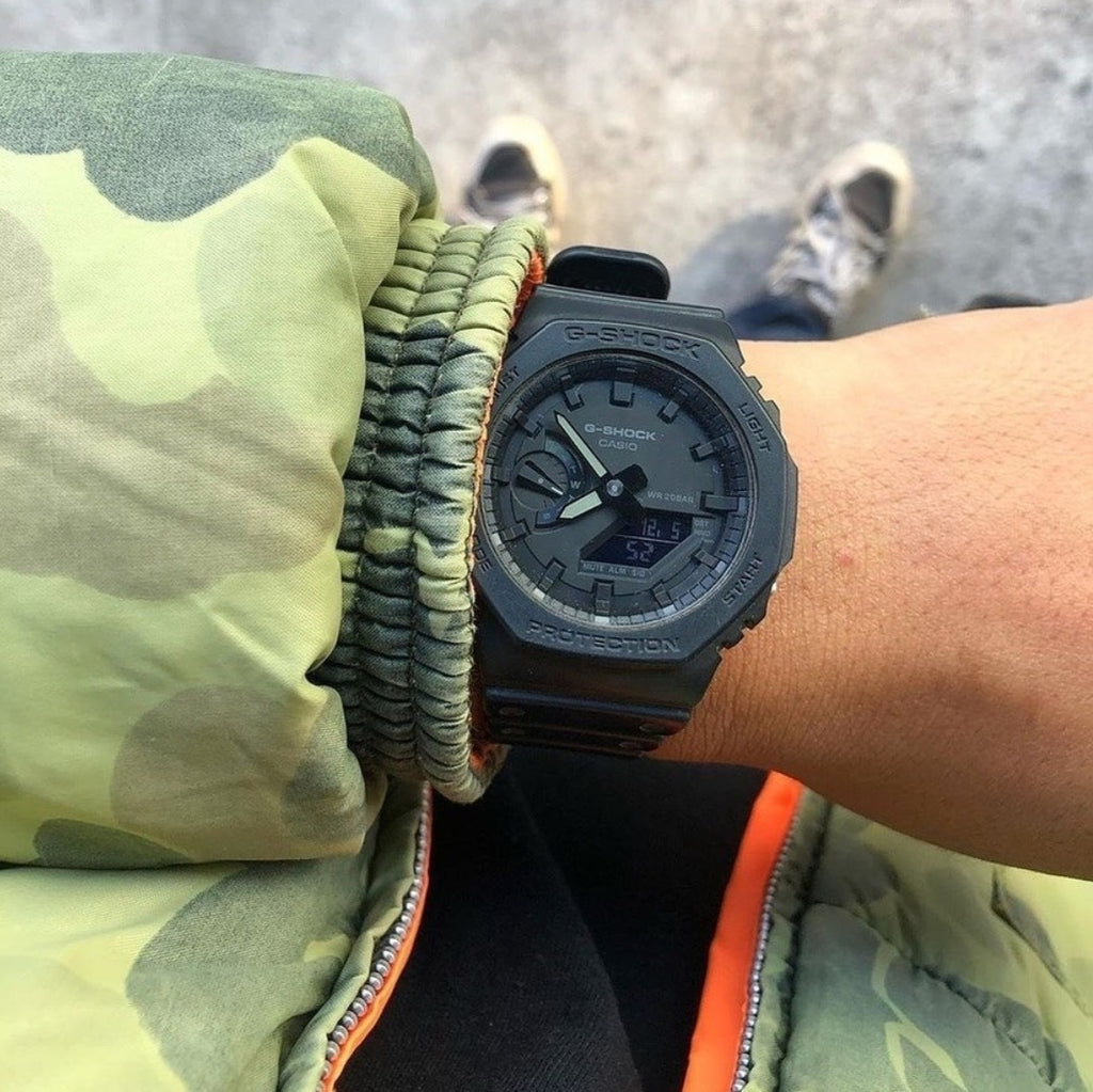 G-SHOCK DARK KNIGHT