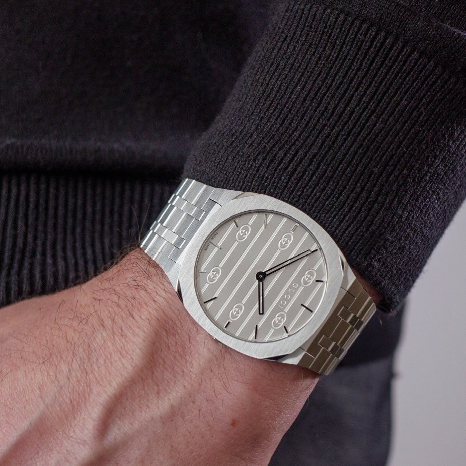 GUCCI 25H WATCH