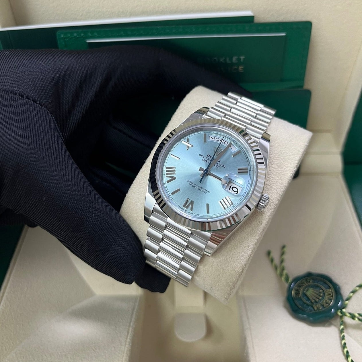 Day-Date Ice Blue Roman